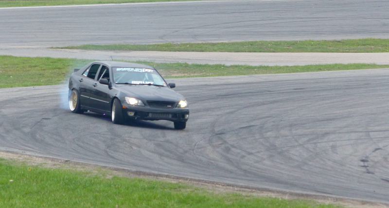 Illustration for article titled Blown Turbos, Wrecked Mustangs, Epic Slides: Inside Michigan's Drift Scene